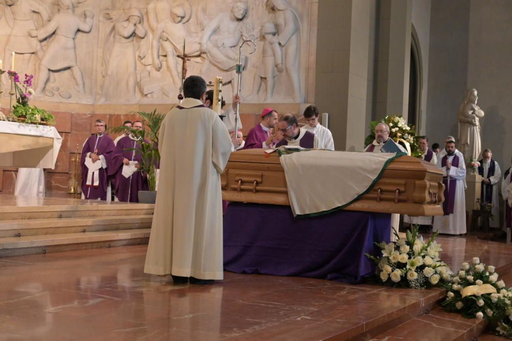 Funeral del bisbe emèrit de Solsona Jaume Traserra