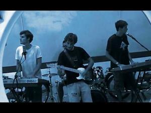 El primer single d’Urban Lights, Wooden House.