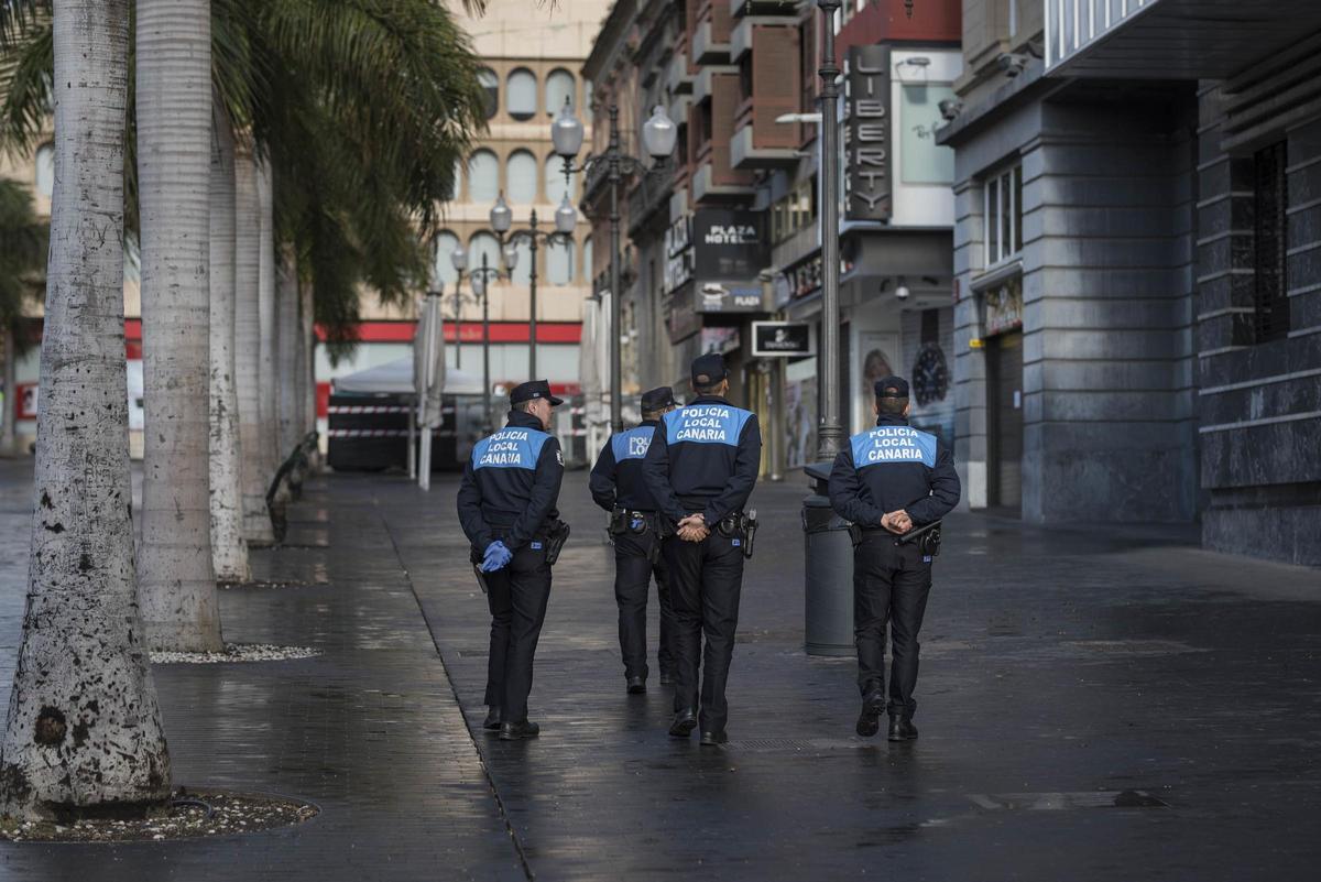 Policías Locales en Santa Cruz de Tenerife.