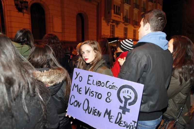 Concentración contra la violencia machista en Zaragoza