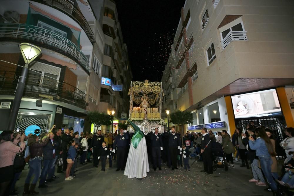 Domingo de Ramos: Procesión de Las Mantillas en Torrevieja con Nuestra Señora de La Esperanza y de La Paz