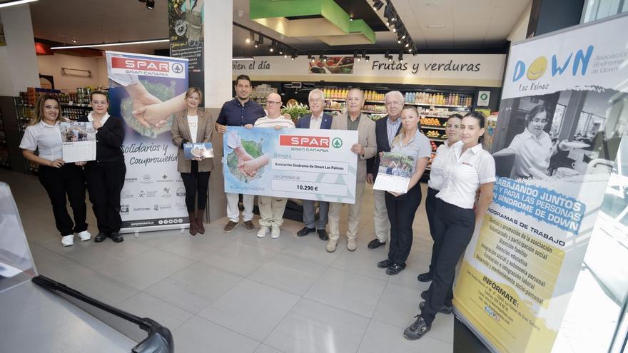 SPAR Gran Canaria entrega a la Asociación Síndrome de Down más de 10.000 euros por la venta de sus calendarios solidarios