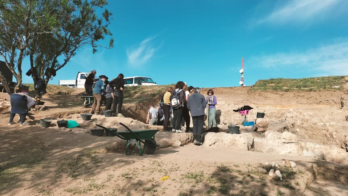 La campaña de excavaciones en el yacimiento vacceo de El Viso, en la recta final