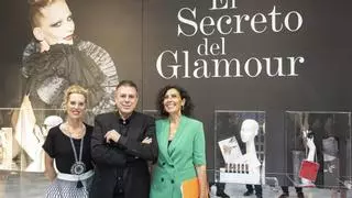 Hannibal Laguna, un viaje al glamour en una exposición inédita en Alicante