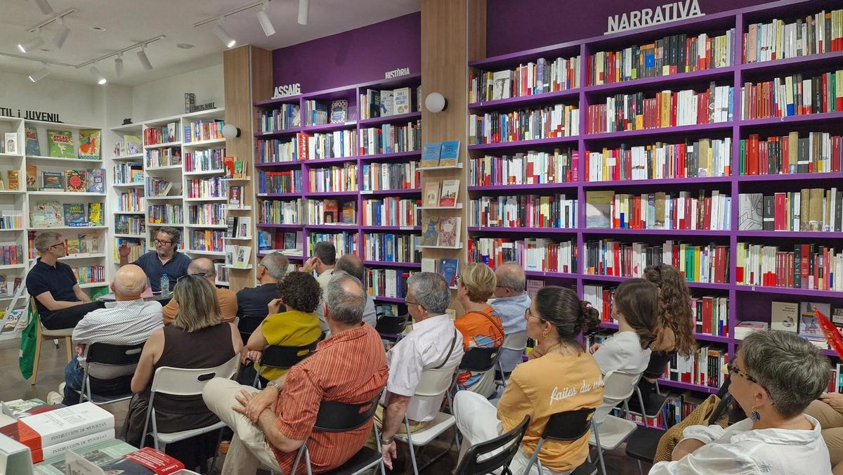 La librería Noviembre de Benicàssim colaborará de nuevo en la Librería del Foro Social.