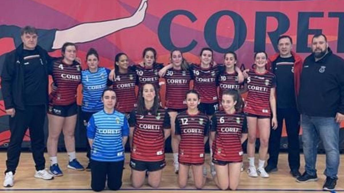 El Coreti juvenil femenino se clasifica para el Gallego | BALONMÁN LALÍN