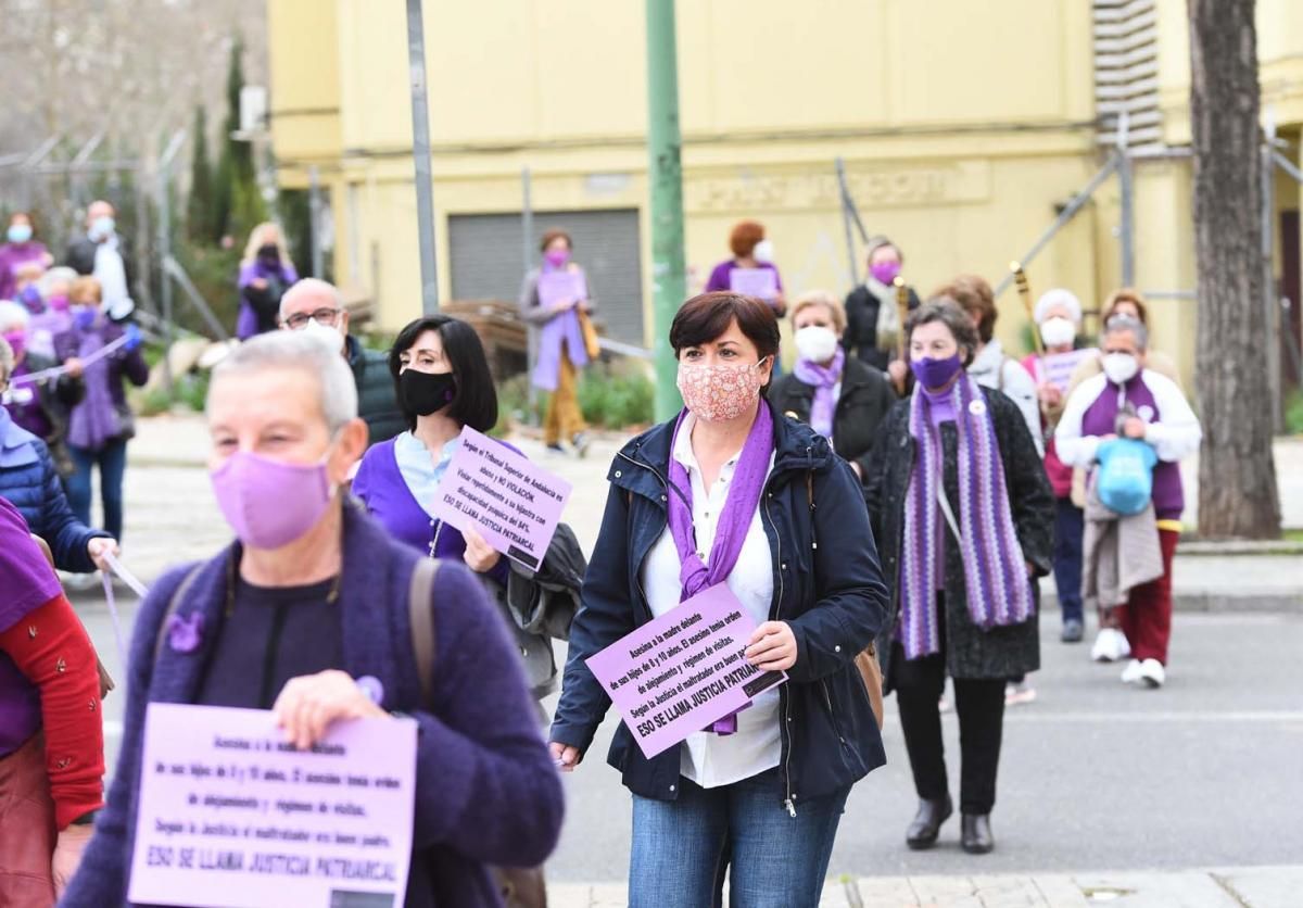 Marcha reivindicativa contra los asesinatos y violencias machistas