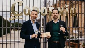Sergio Fuster, CEO de Raventós Codorníu, y Raimon Puigjaner, presidente de B Lab España.