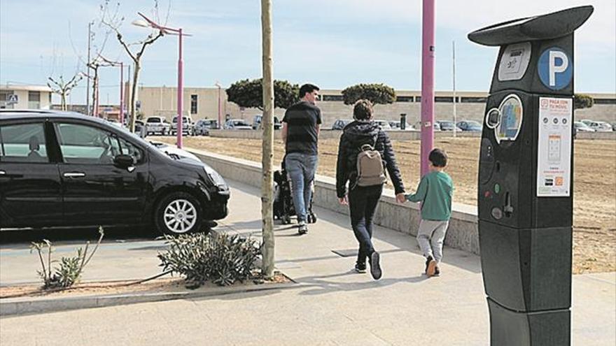 Peñíscola prorroga la zona azul pero anuncia cambios