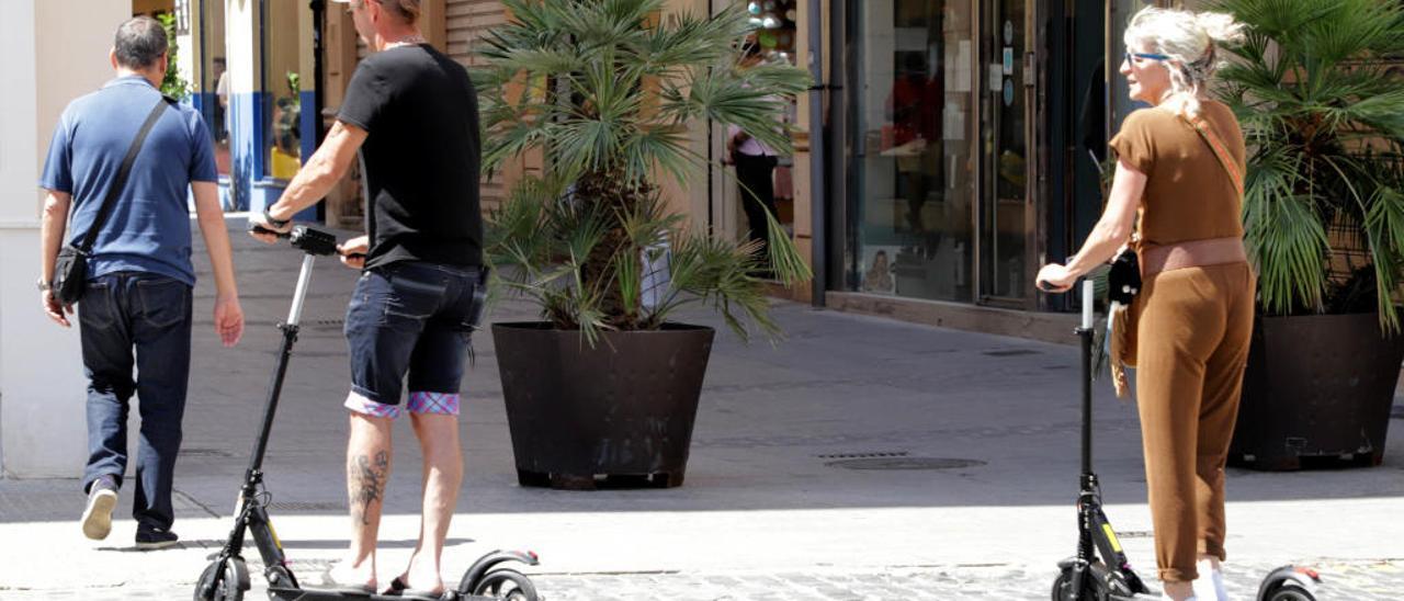 Gandia prohíbe los patinetes por las aceras