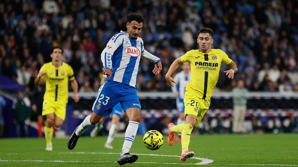 Omar El Hilali, ante el Villarreal