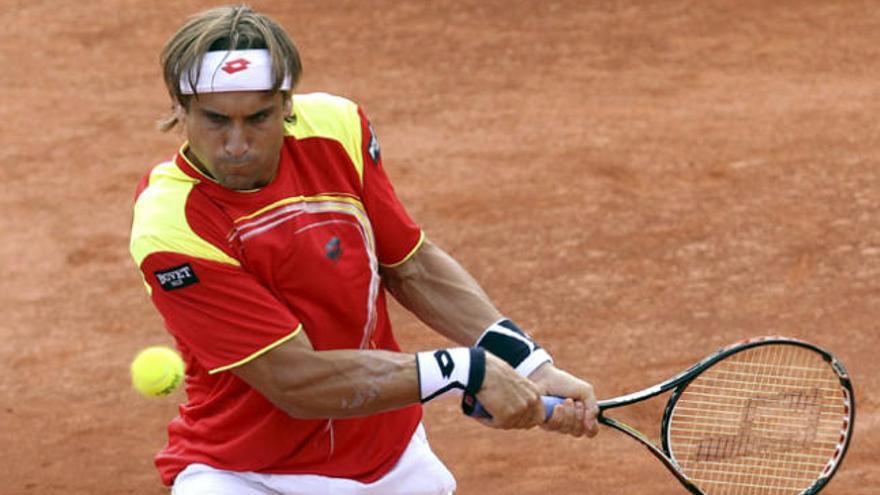 David Ferrer devuelve un golpe de Querrey.