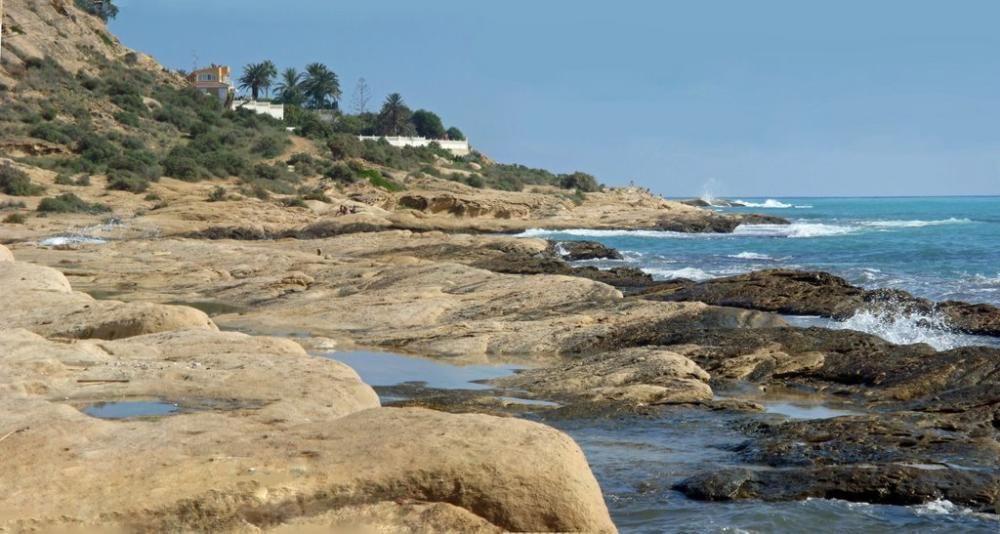 Las 10 playas nudistas más desconocidas de España