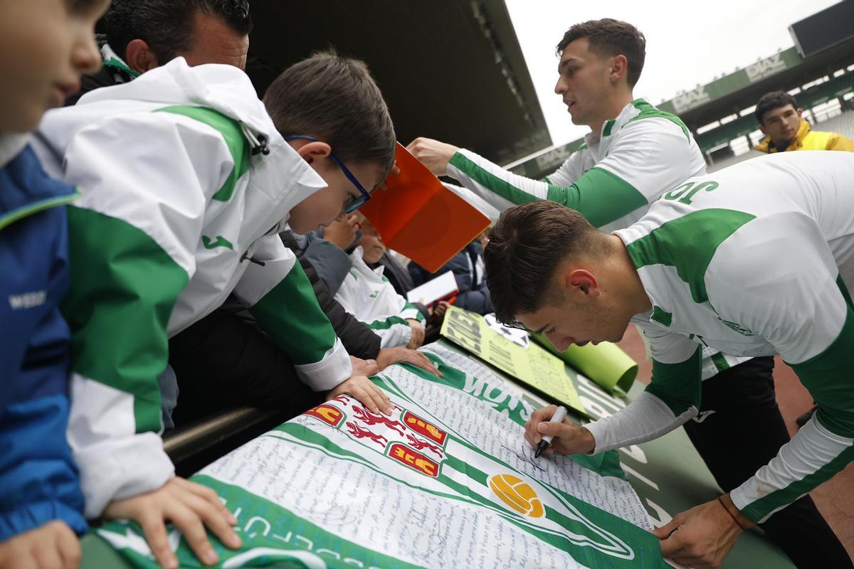 El primer entrenamiento del año del Córdoba en El Arcángel, en imágenes