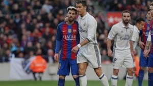 Duelo entre Messi y Cristiano Ronaldo, en diciembre del año 2016.