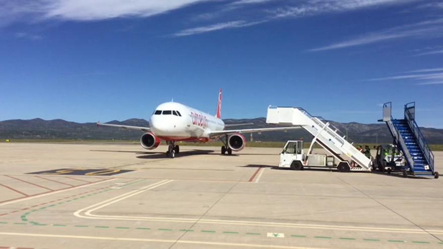 Aeropuerto Castellón recibe sus primeros vuelos chárter de Austria