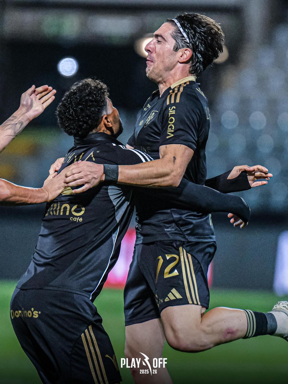 Larra celebra su gol con el Casa Pia frente al Torreense