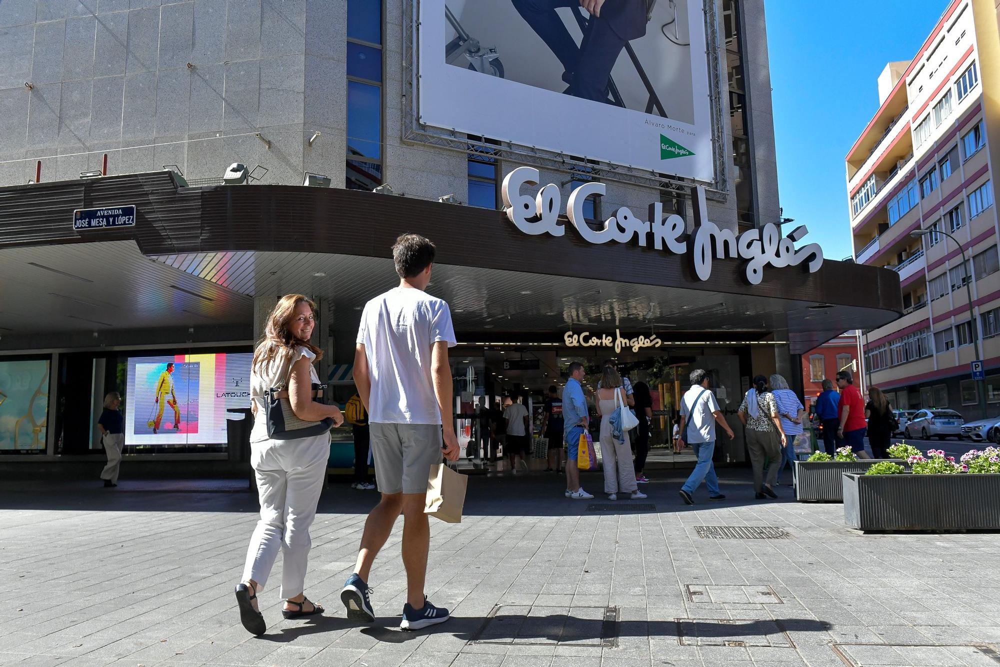 Último día de apertura dominical hasta octubre en Mesa y López