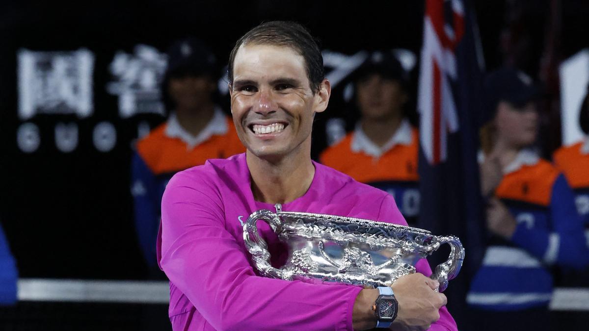 Rafa Nadal, muy feliz tras su triunfo en el Abierto de Australia.