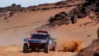 Clasificaciones coches Dakar 2024 con Sainz y resultados del resto de categorías