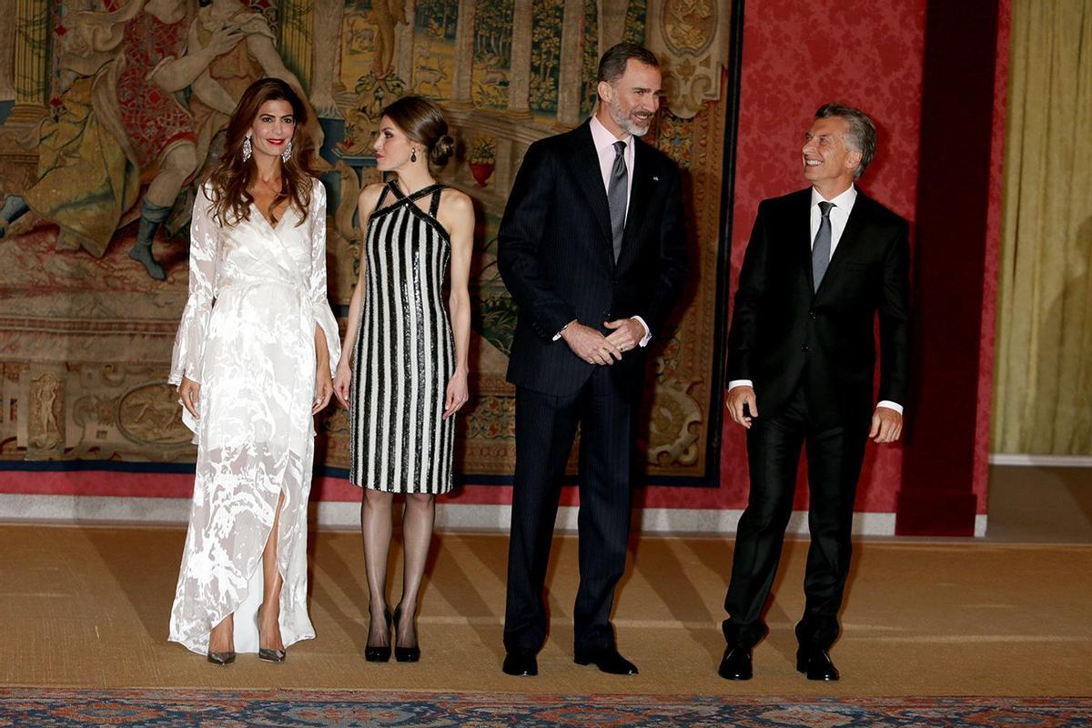 Los Reyes de España junto al presidente de Argentina y Juliana Awada