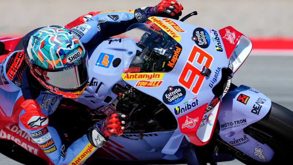 El piloto español de Moto GP Marc Márquez, durante la sesión de tarde de la primera tanda de entrenamientos libres del Gran Premio de Cataluña de Motociclismo que se disputará el próximo domingo 26 de mayo en el Circuito de Barcelona - Cataluña en Montmeló