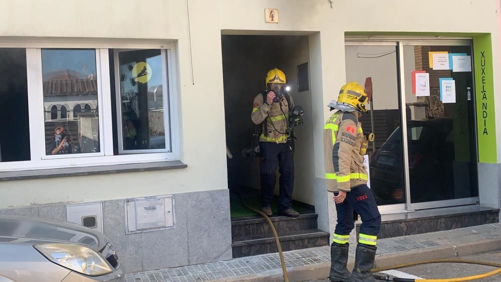 Incendi a Vilobí d''Onyar.