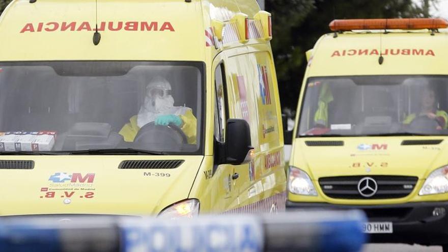 La ambulancia que trasladó al nigeriano sospechoso de ébola.