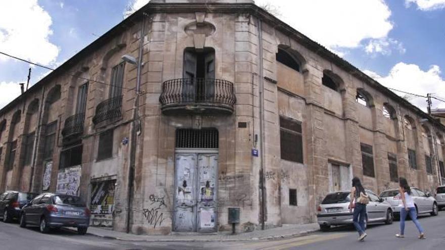 Alcoy proyecta destinar la manzana de Rodes a un Museo de la Industria