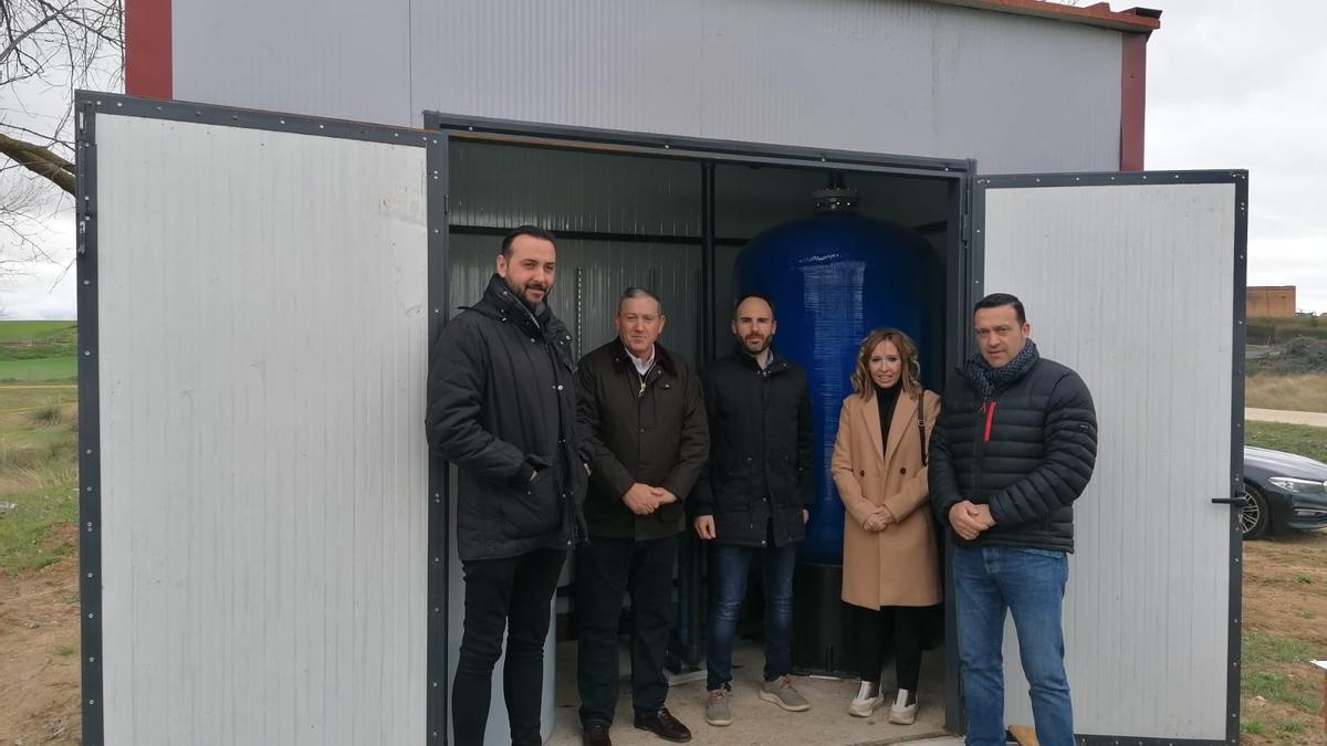 Autoridades provinciales y de Montamarta, en visita a la nueva planta de tratamiento de agua