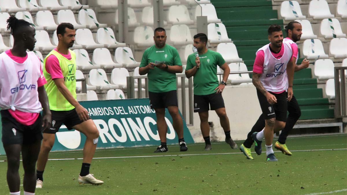 Entrenamiento del Córdoba CF tras el descenso a Segunda RFEF