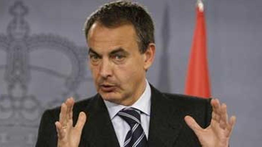 Zapatero augura un año &quot;difícil&quot; pero con recuperación del empleo en marzo
