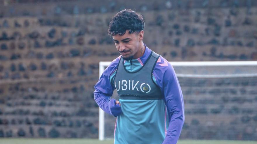 Dylan Perera, en un entrenamiento en la Ciudad Deportiva. | CDT