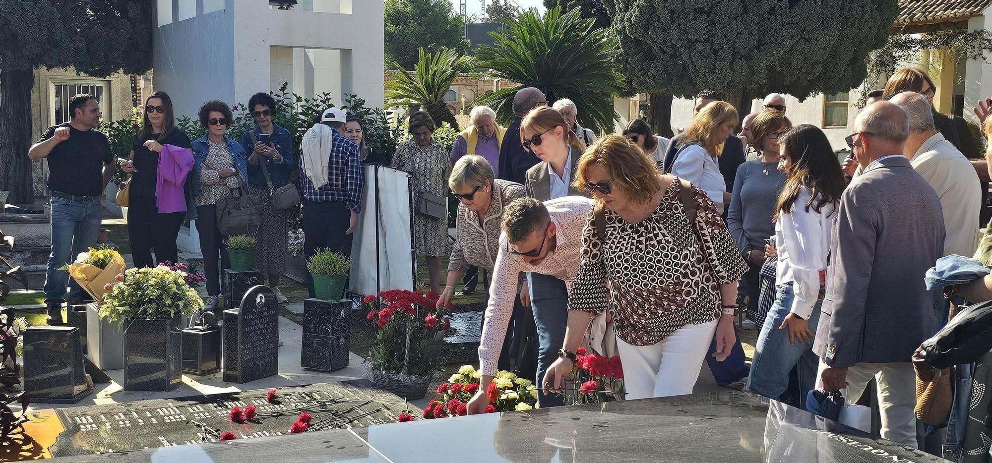 Homenaje de Tavernes de la Valldigna a los fusilados en Paterna