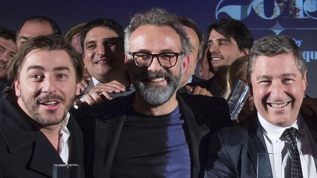 Jordi Roca, Massimo Bottura y Joan Roca, en la gala de 50 Best de la revista 'Restaurant' del año pasado.