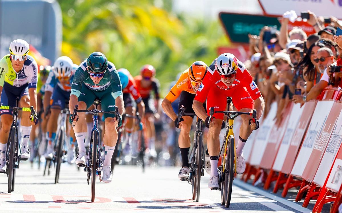 Van Aert ganó la última etapa lusa