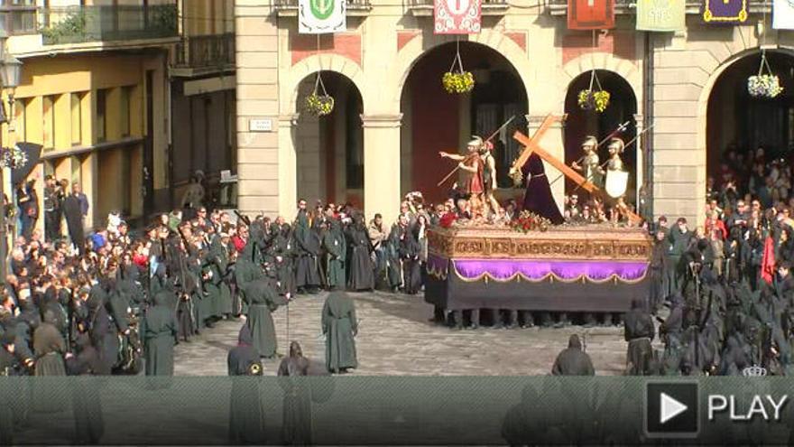 Jesús Nazareno Vulgo Congregación abre el Viernes Santo en Zamora