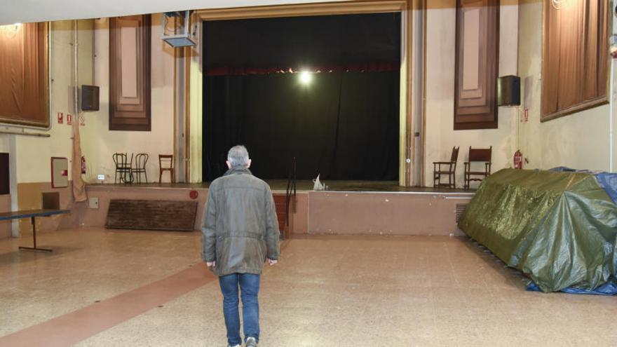 Un concert acomiadarà divendres la sala Els Carlins, que reobrirà reformada