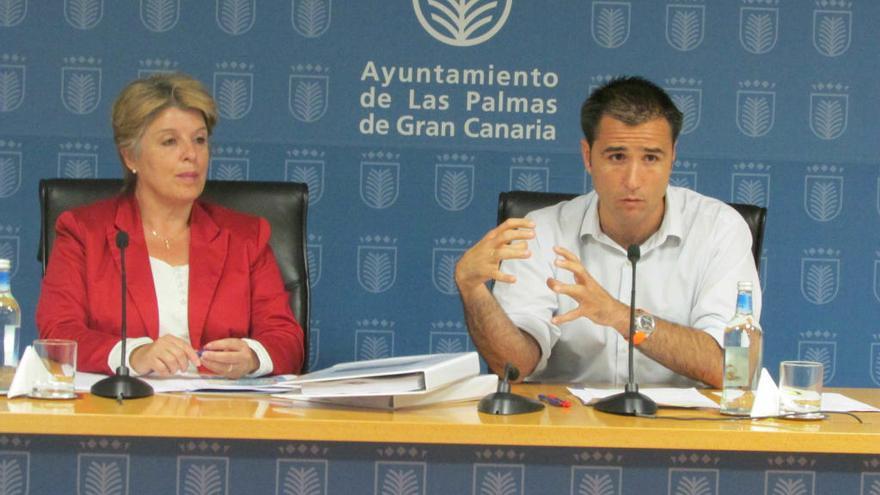 El PP critica la mala planificación de la Metroguagua y la falta de información