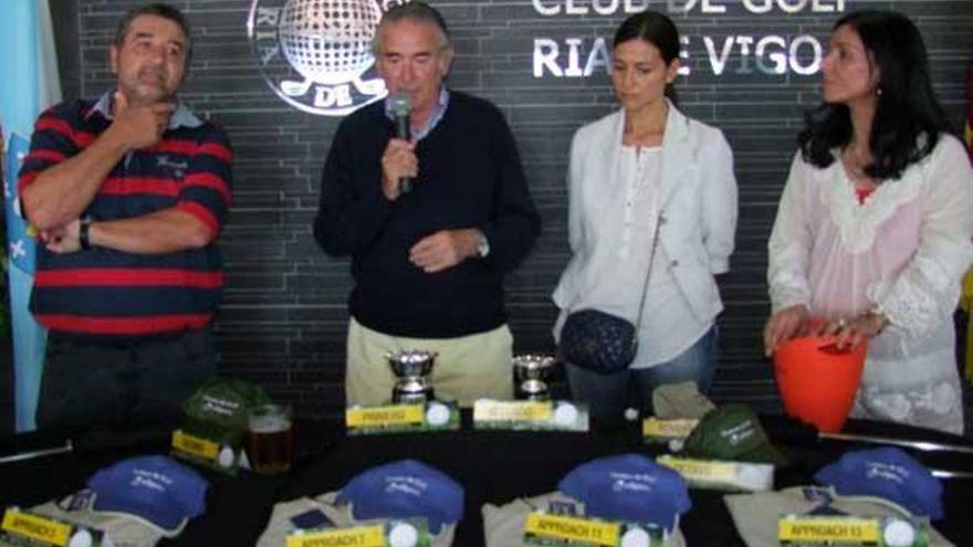 Barciela, González de Haz, Núñez y García, en la entrega de premios.