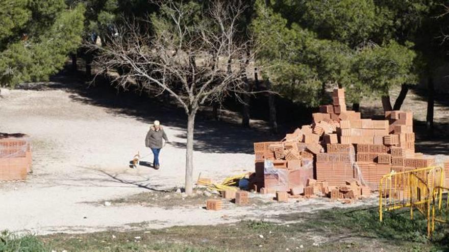 El PP denuncia que las obras de la Sierra de la Villa llevan un año paradas en Villena