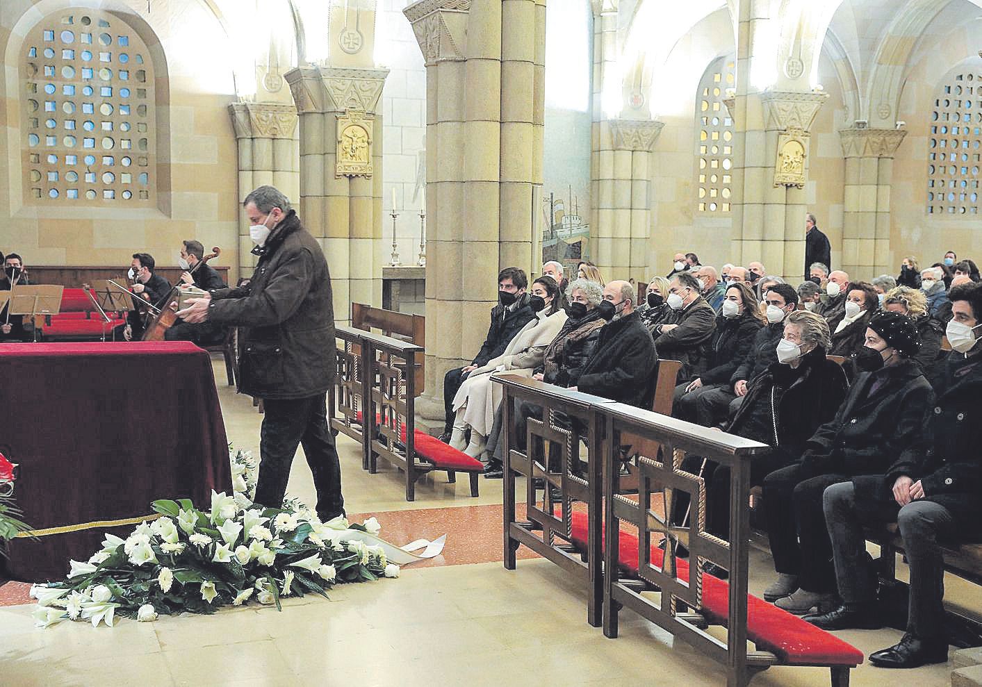 Funeral en San Pedro por Juan González Moriyón