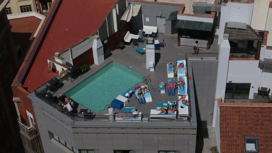 Una terraza de un hotel de la capital.