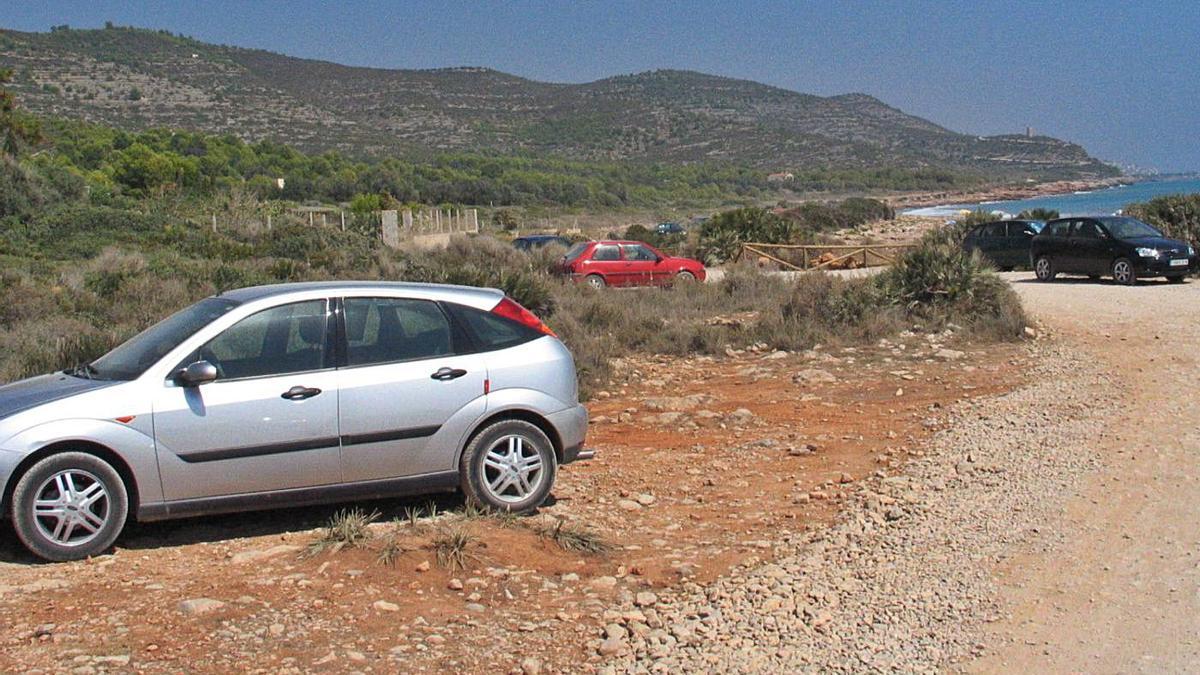 El límite en el aparcamiento para acceder a la Serra d’Irta y a la zona litoral del parque natural será de 80 vehículos.