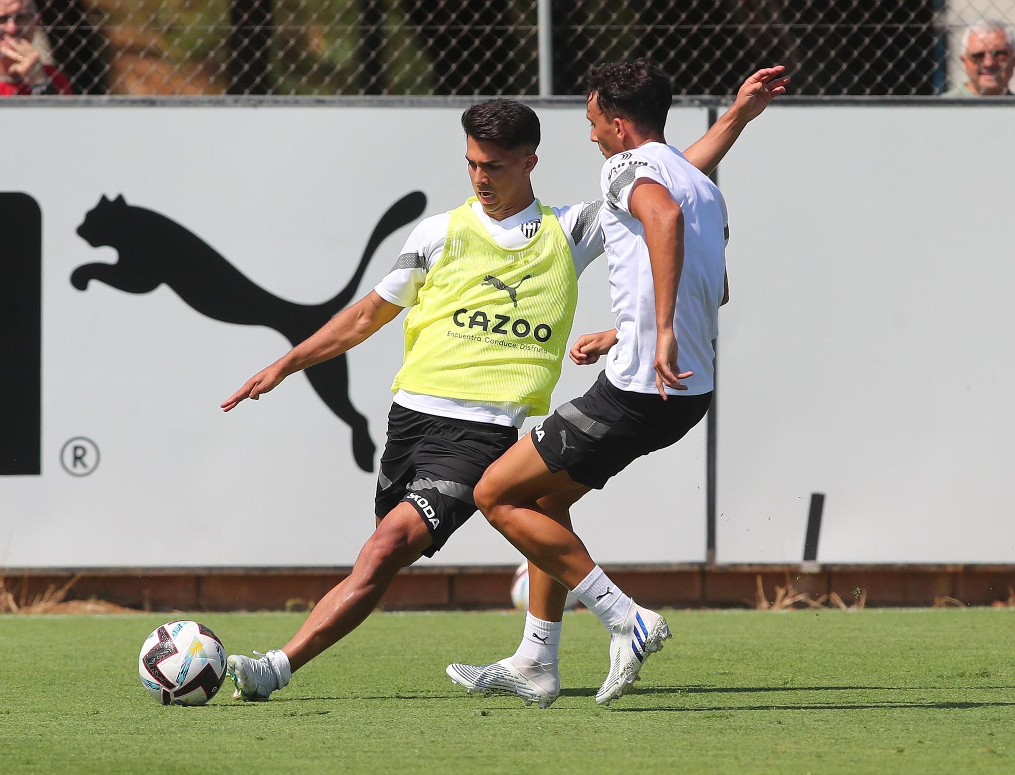 Las imágenes del entrenamiento de hoy del Valencia CF