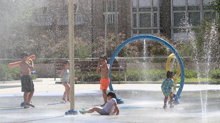 Termómetros que arden por San Juan: alerta amarilla por más de 34 grados en la cuenca del Miño y Valdeorras