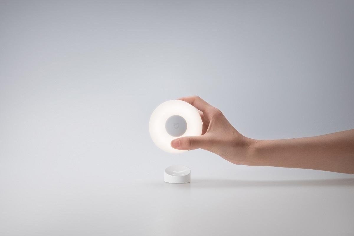 Luz nocturna de Xiaomi: portátil, con sensor de movimiento y cuesta 13€