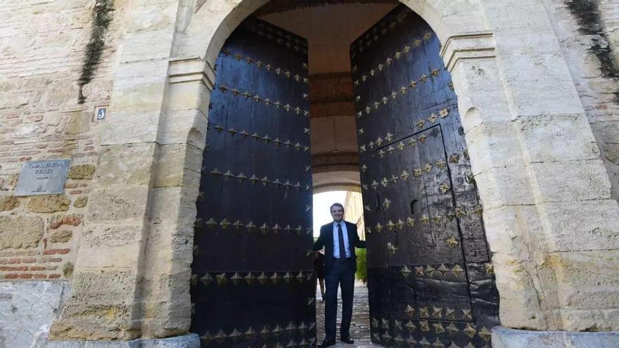 Cronología de la doble cesión de Caballerizas en Córdoba: edificio militar, patrimonio abandonado y Centro Internacional del Caballo