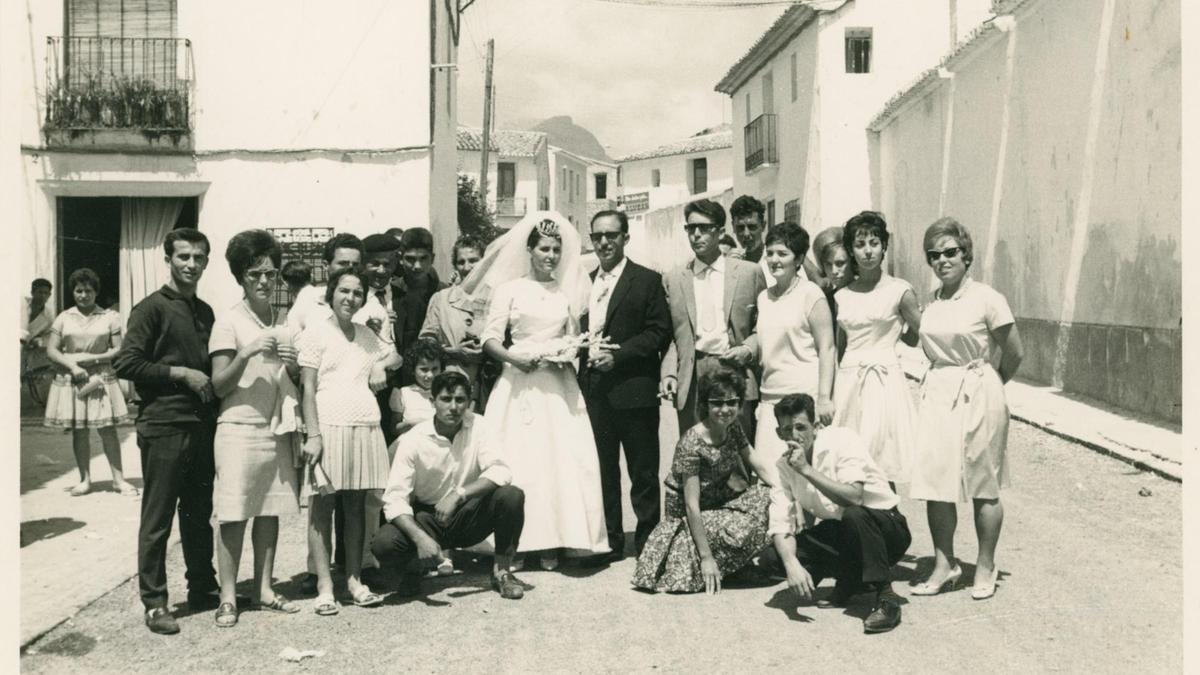 Una boda en 1962 en l'Alfàs del Pi.