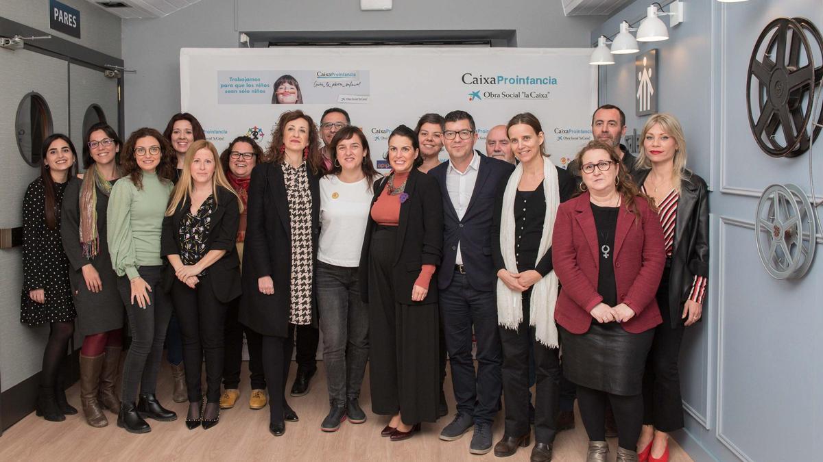 «La Caixa» reconoció la labor de CaixaProinfancia.